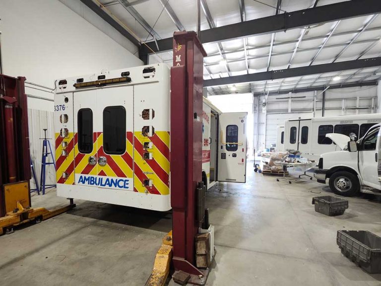 remise à neuf d'ambulance et d'autobus canada